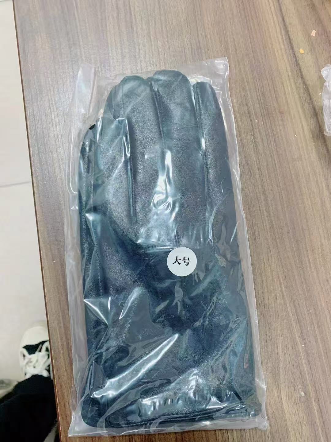 宝世安 皮手套男款